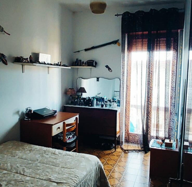 310e5889-5dfe-4233-b77a-4a3bd15150a4
